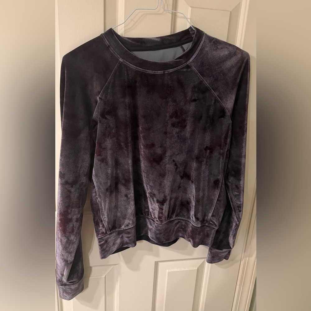 lululemon athletica Velour Warm Down Crew
Interstellar Dark Grey Multi